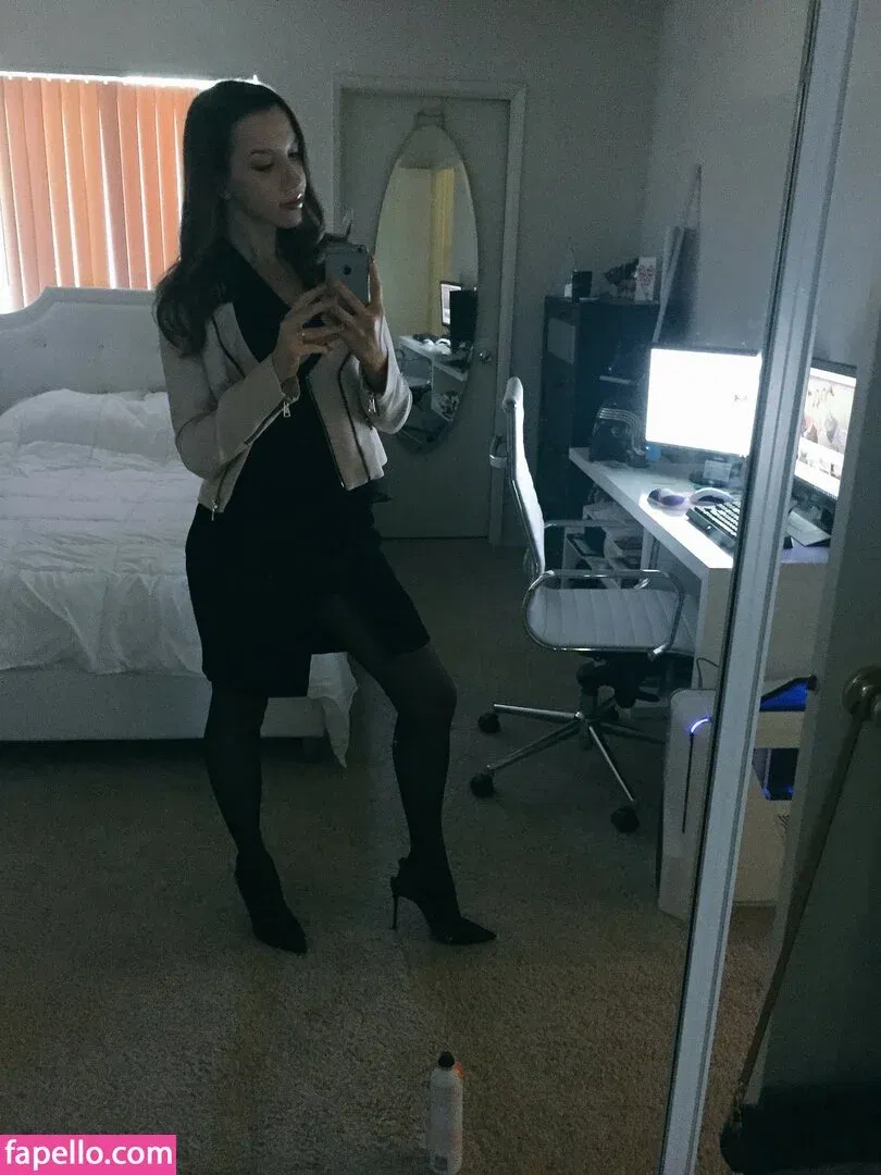 JackieMButler Onlyfans Photo Gallery 