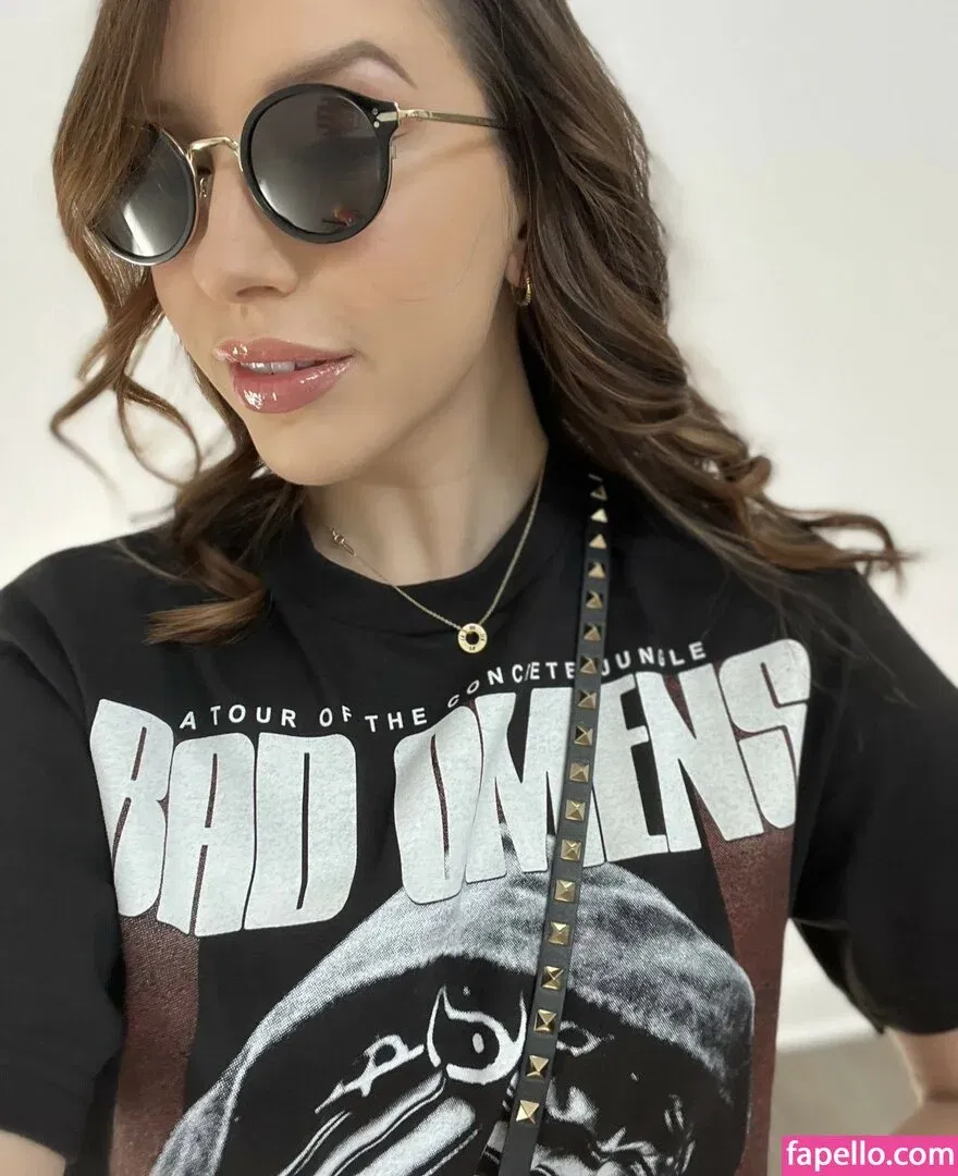 JackieMButler Onlyfans Photo Gallery 