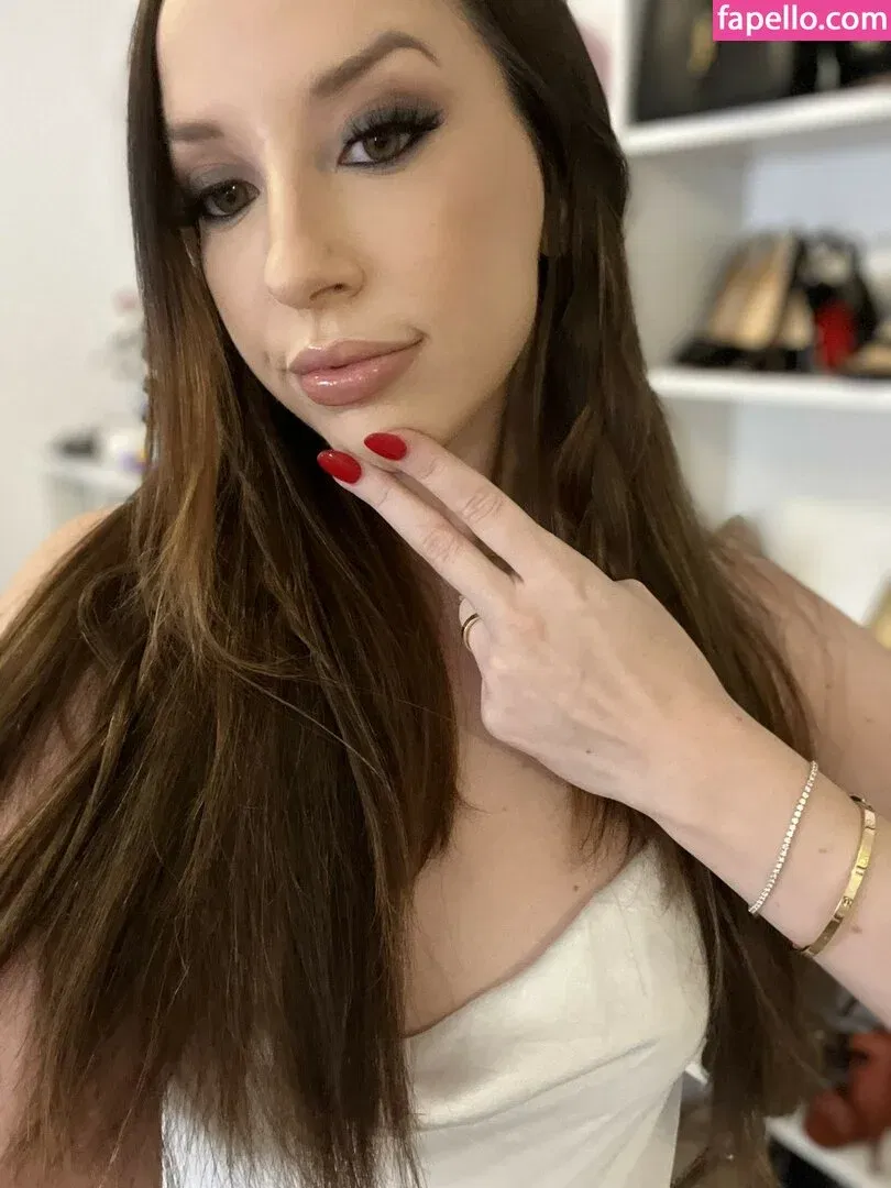 JackieMButler Onlyfans Photo Gallery 