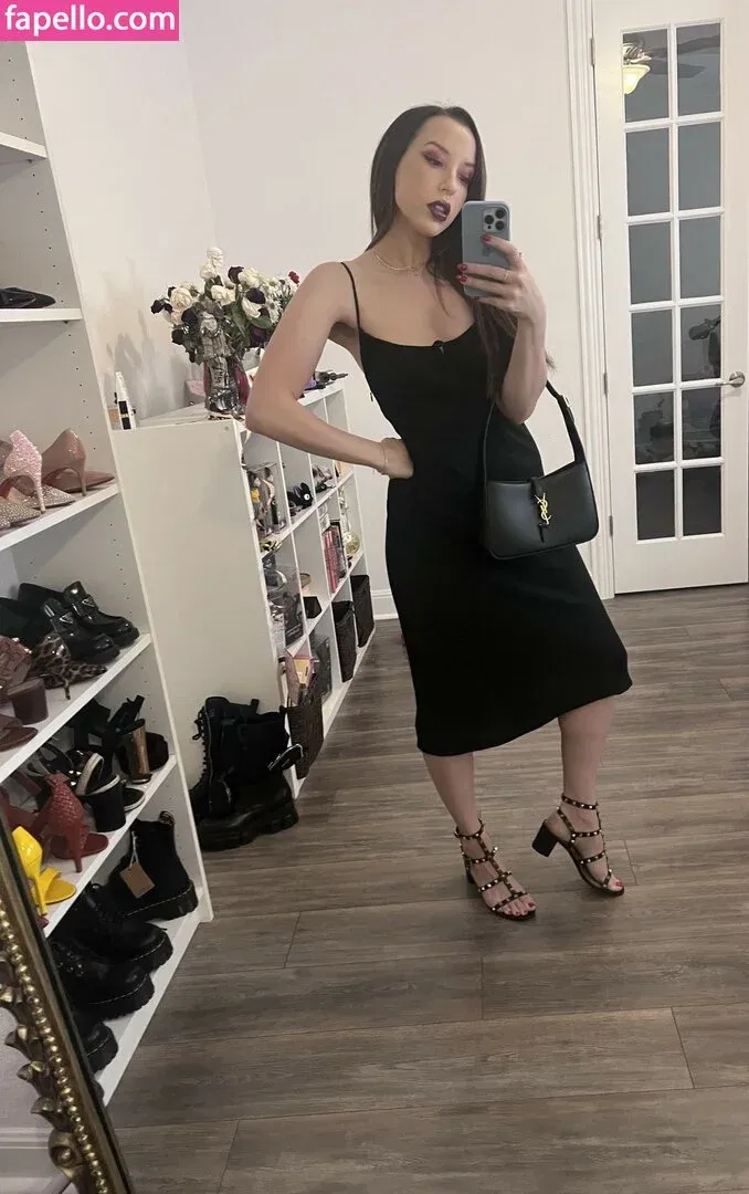 JackieMButler Onlyfans Photo Gallery 