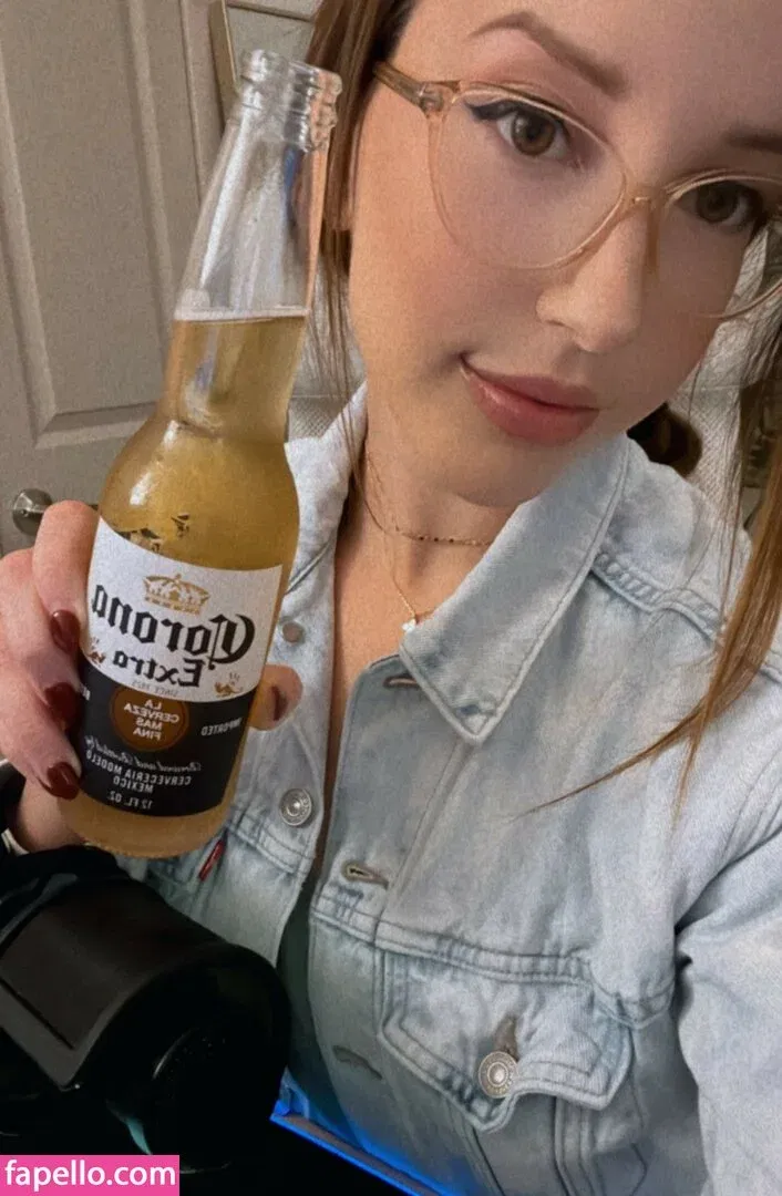 JackieMButler Onlyfans Photo Gallery 