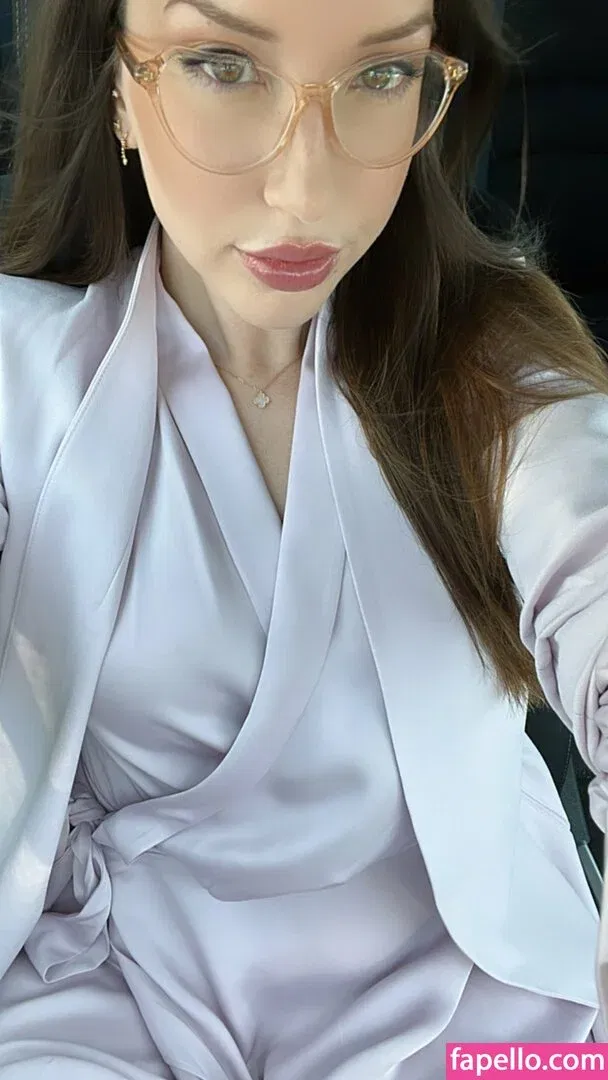 JackieMButler Onlyfans Photo Gallery 