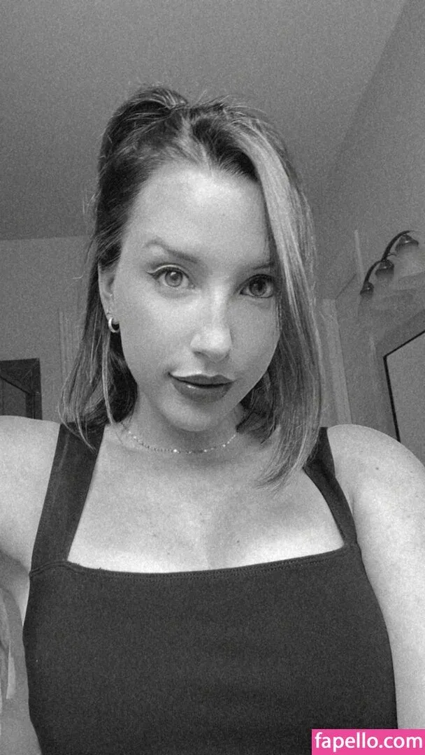 JackieMButler Onlyfans Photo Gallery 