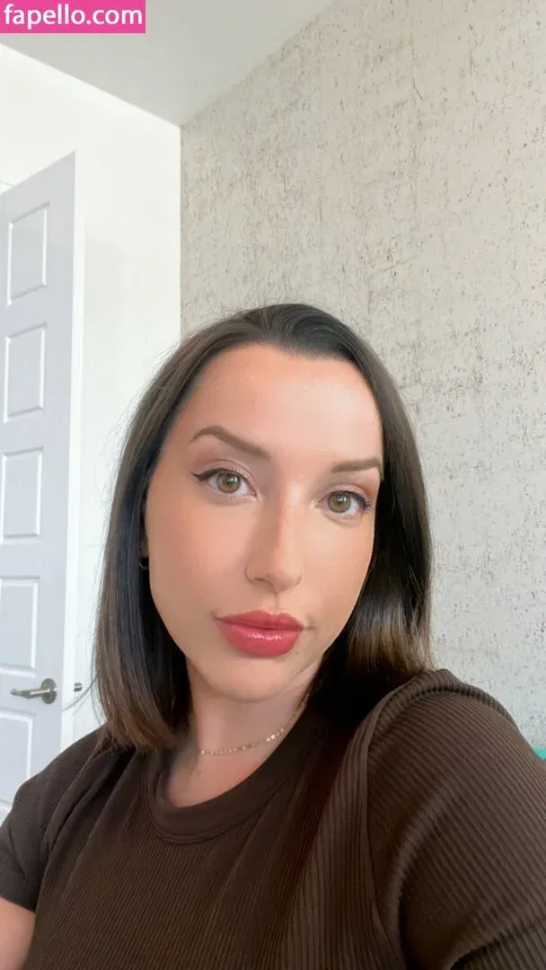 JackieMButler Onlyfans Photo Gallery 