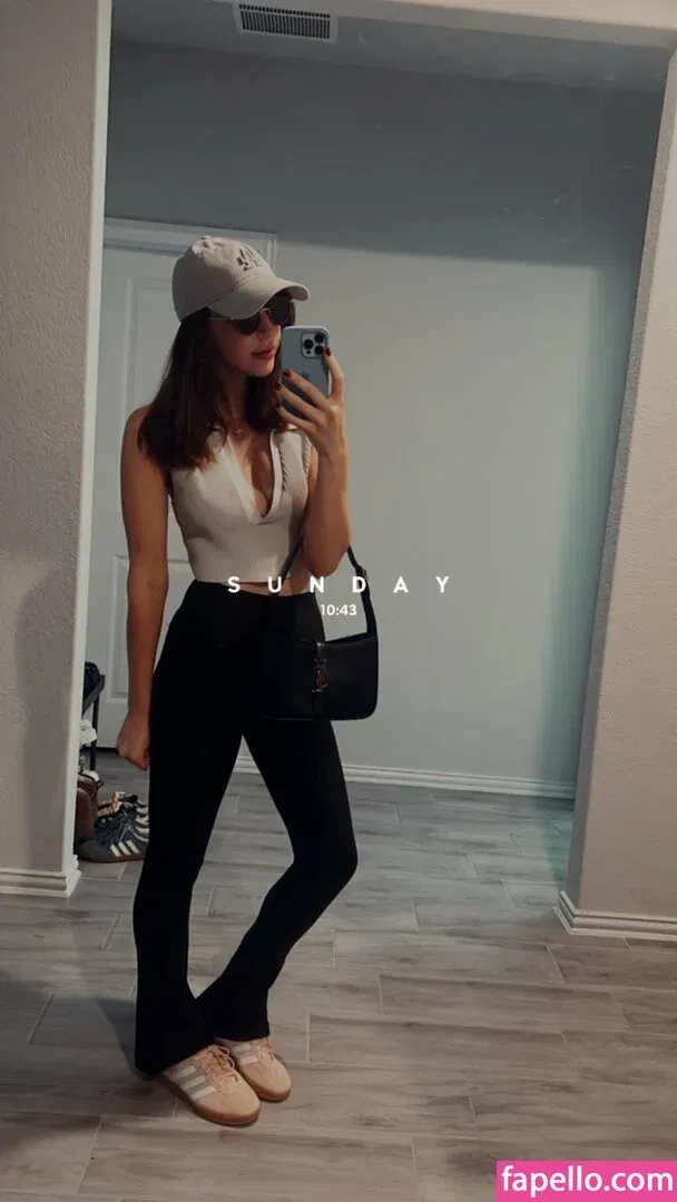 JackieMButler Onlyfans Photo Gallery 