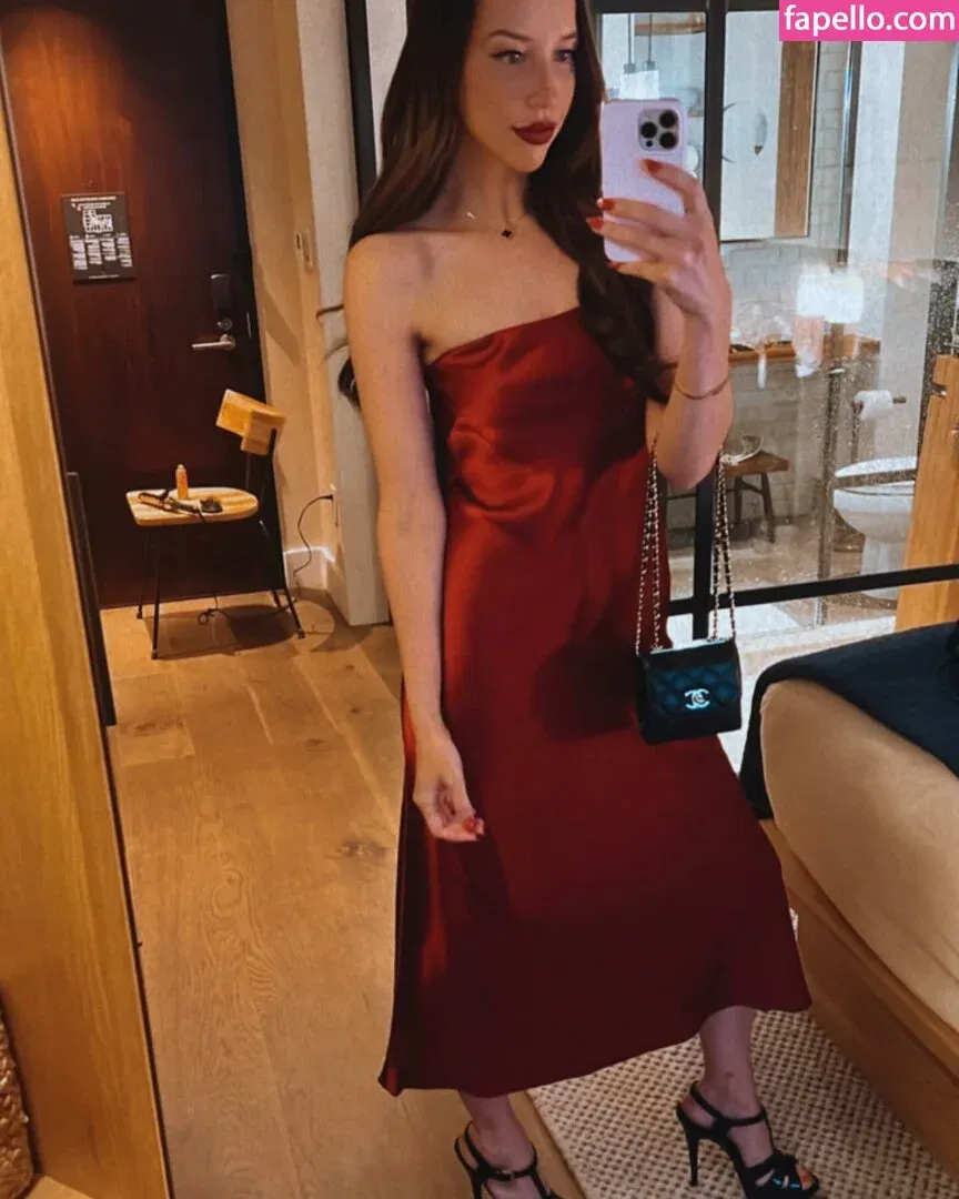 JackieMButler Onlyfans Photo Gallery 