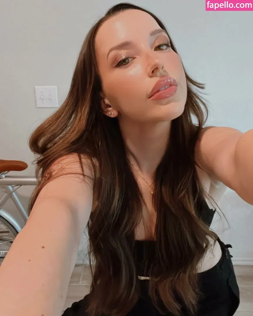 JackieMButler Onlyfans Photo Gallery 