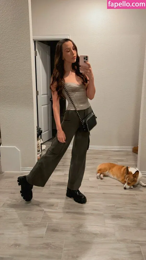 JackieMButler Onlyfans Photo Gallery 