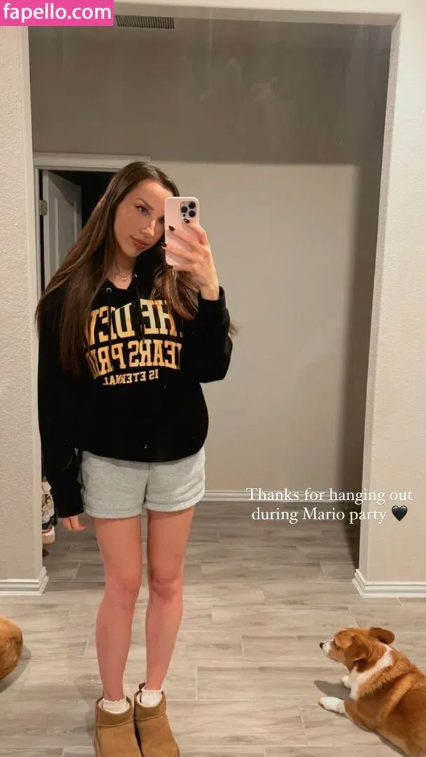 JackieMButler Onlyfans Photo Gallery 