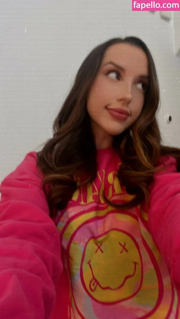 JackieMButler Onlyfans Photo Gallery 