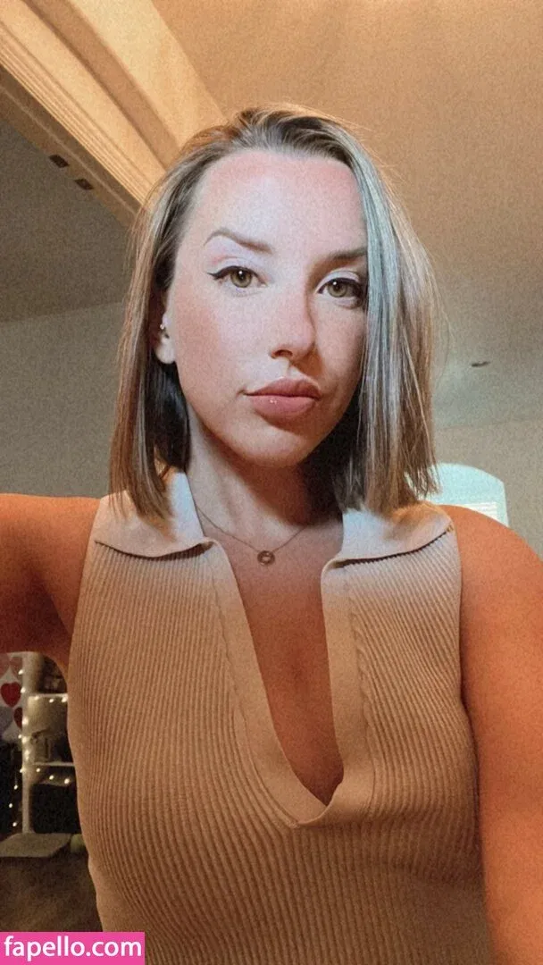 JackieMButler Onlyfans Photo Gallery 