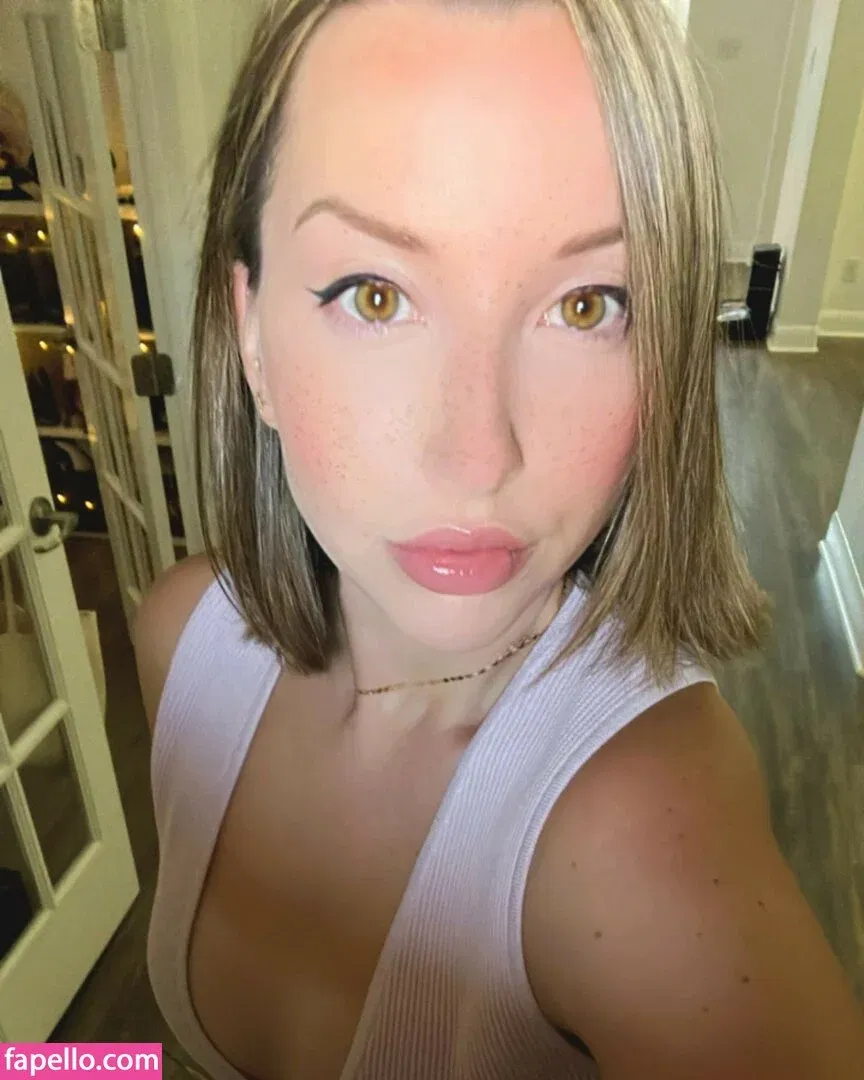 JackieMButler Onlyfans Photo Gallery 