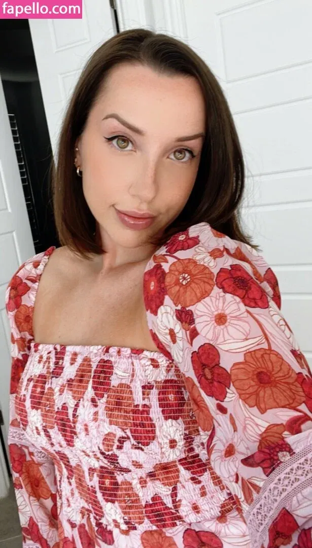 JackieMButler Onlyfans Photo Gallery 