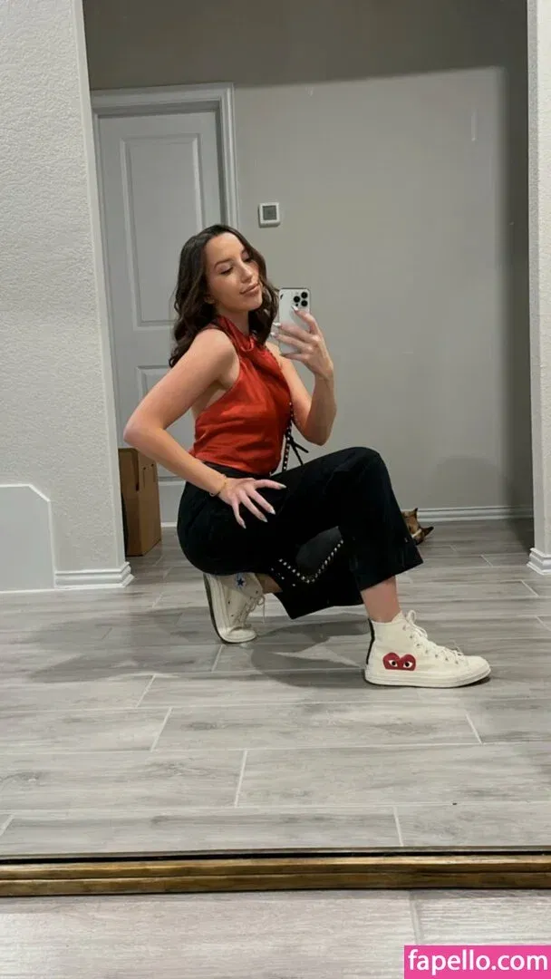 JackieMButler Onlyfans Photo Gallery 