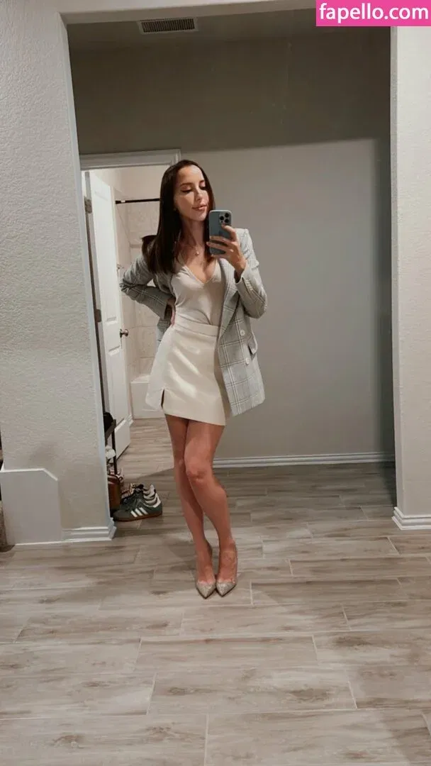 JackieMButler Onlyfans Photo Gallery 