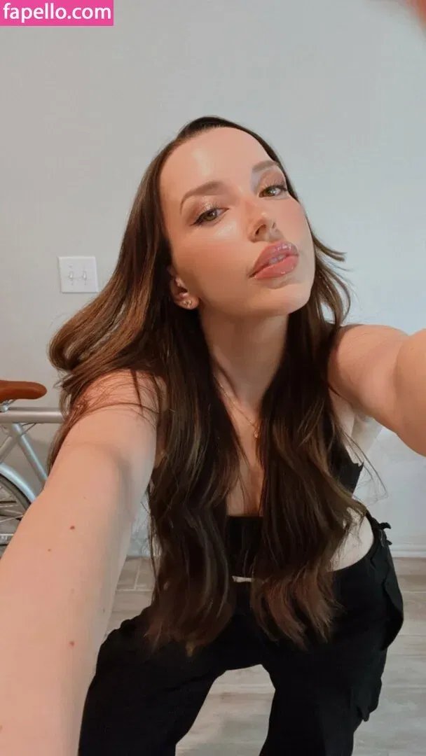 JackieMButler Onlyfans Photo Gallery 