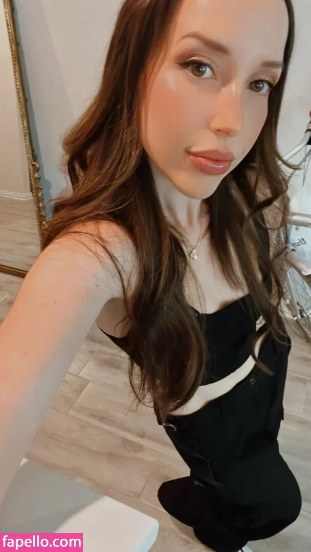 JackieMButler Onlyfans Photo Gallery 