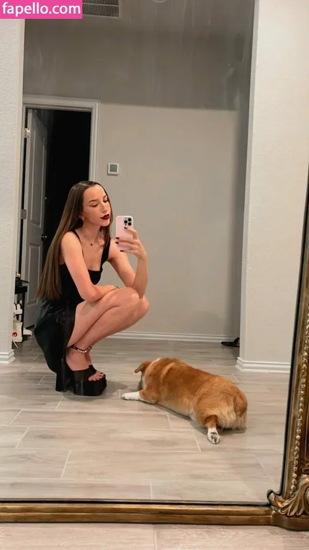 JackieMButler Onlyfans Photo Gallery 