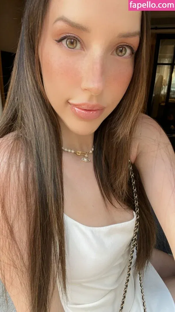 JackieMButler Onlyfans Photo Gallery 