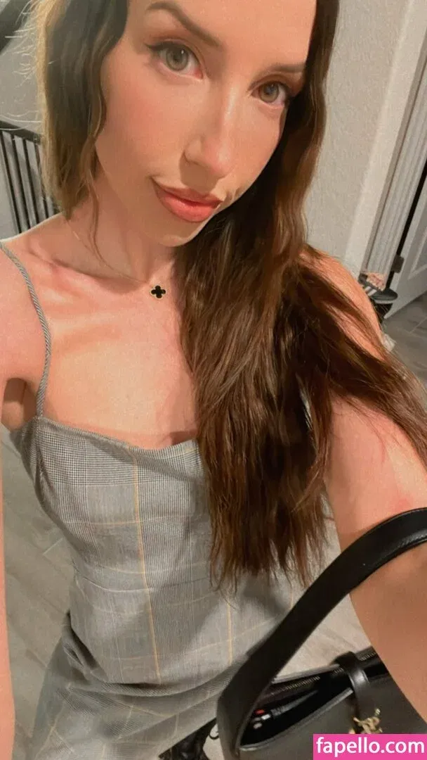 JackieMButler Onlyfans Photo Gallery 