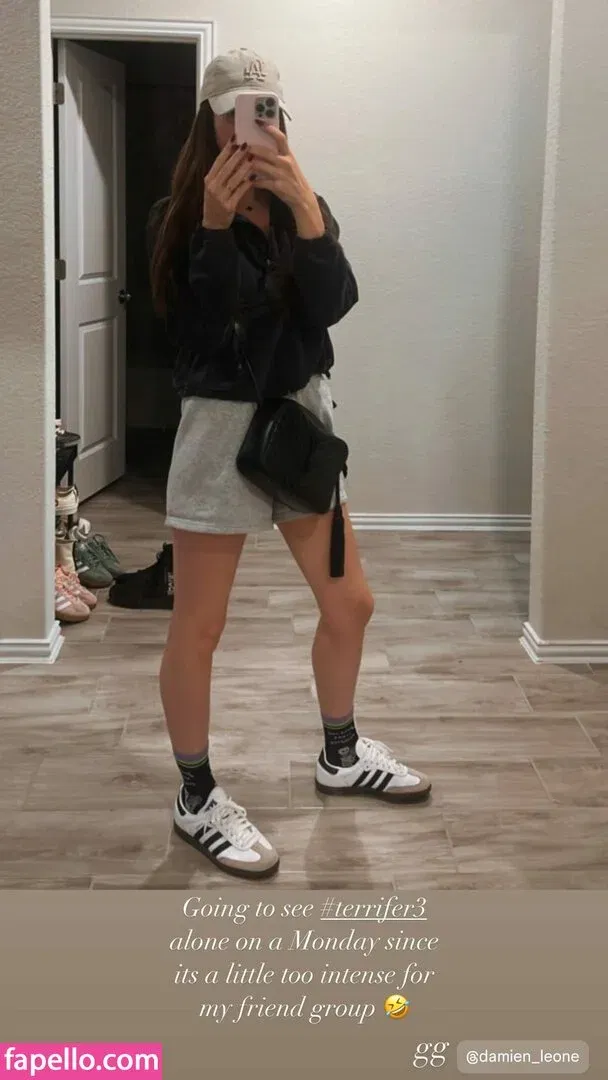 JackieMButler Onlyfans Photo Gallery 