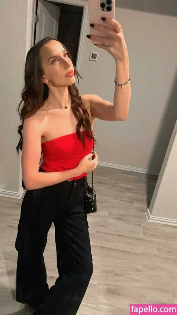 JackieMButler Onlyfans Photo Gallery 