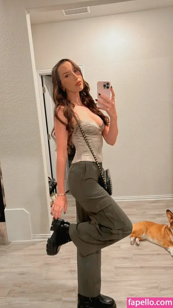 JackieMButler Onlyfans Photo Gallery 