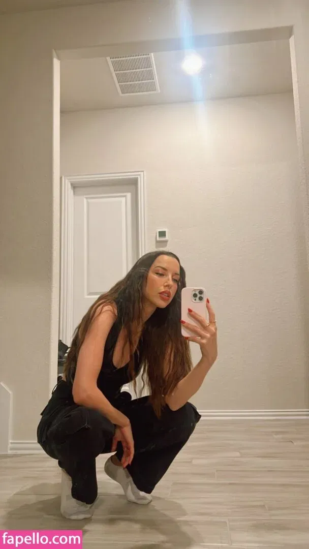 JackieMButler Onlyfans Photo Gallery 