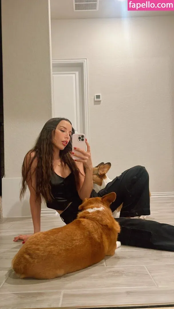 JackieMButler Onlyfans Photo Gallery 