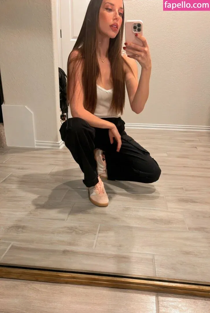 JackieMButler Onlyfans Photo Gallery 