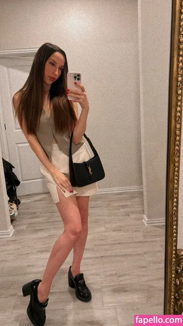 JackieMButler Onlyfans Photo Gallery 