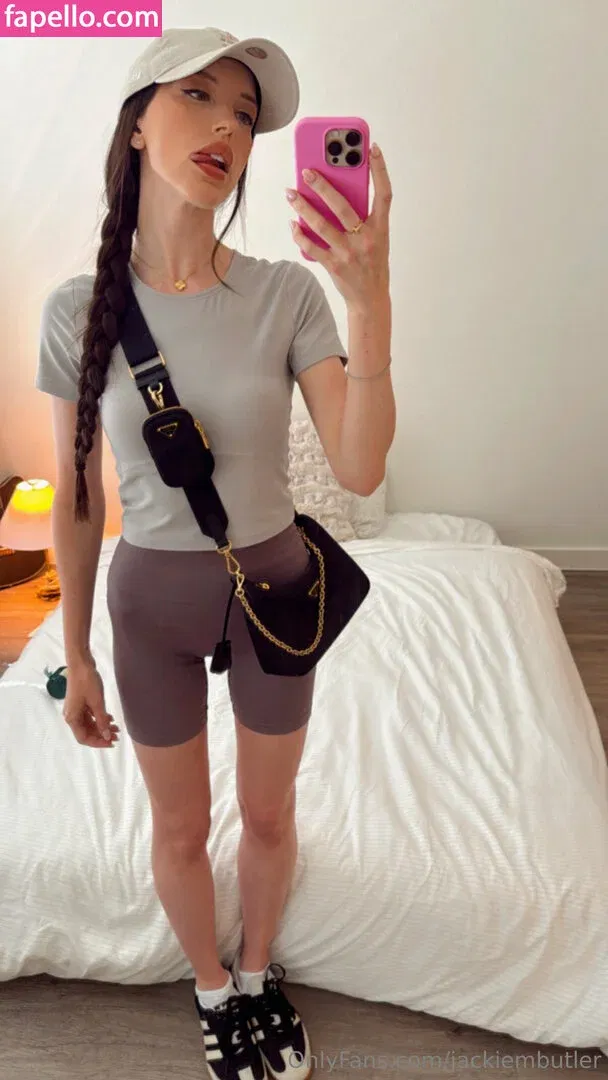 JackieMButler Onlyfans Photo Gallery 