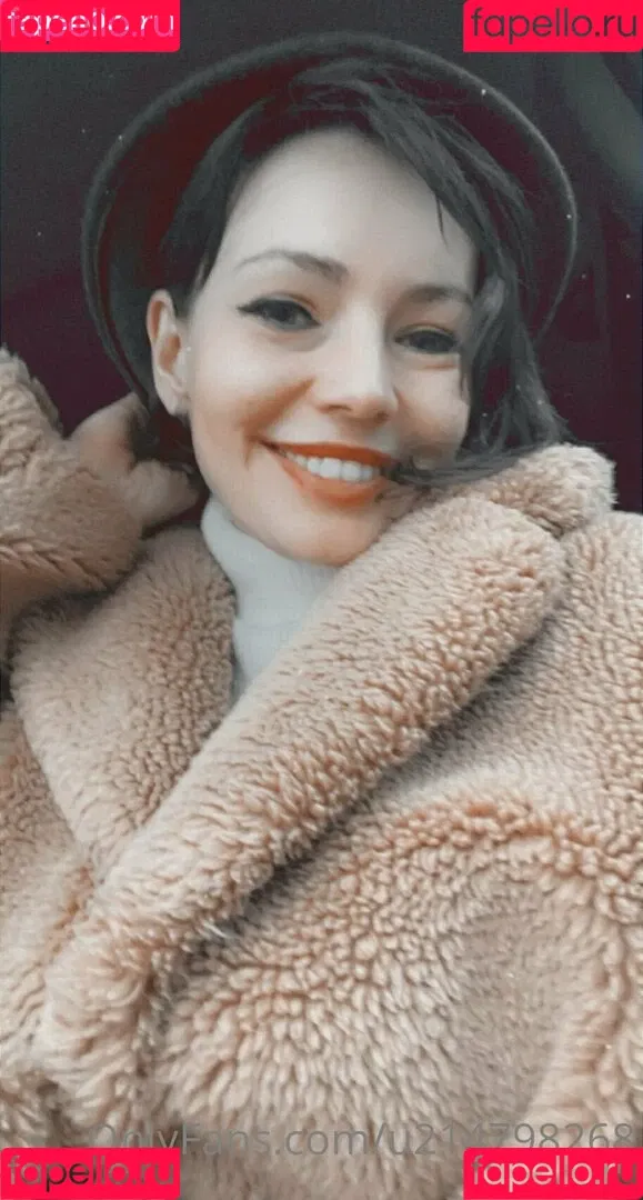 penelopeblue69 Onlyfans Photo Gallery 