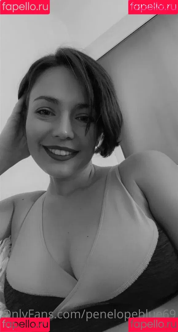 penelopeblue69 Onlyfans Photo Gallery 