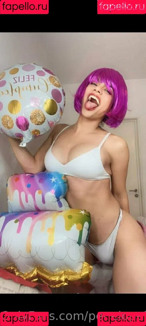 penelopeblue69 Onlyfans Photo Gallery 