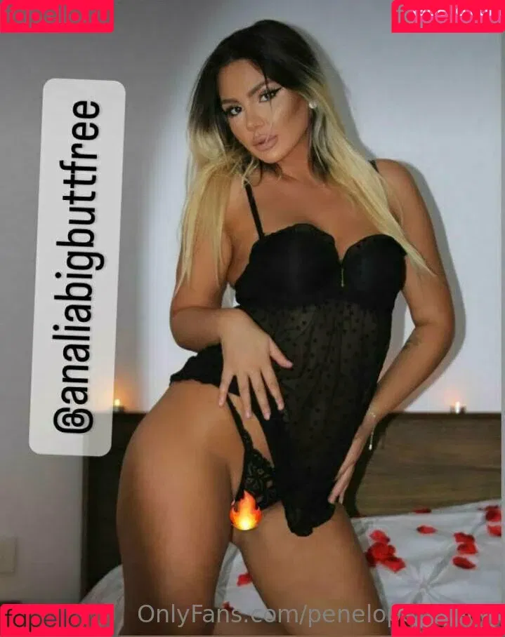 penelopeblue69 Onlyfans Photo Gallery 