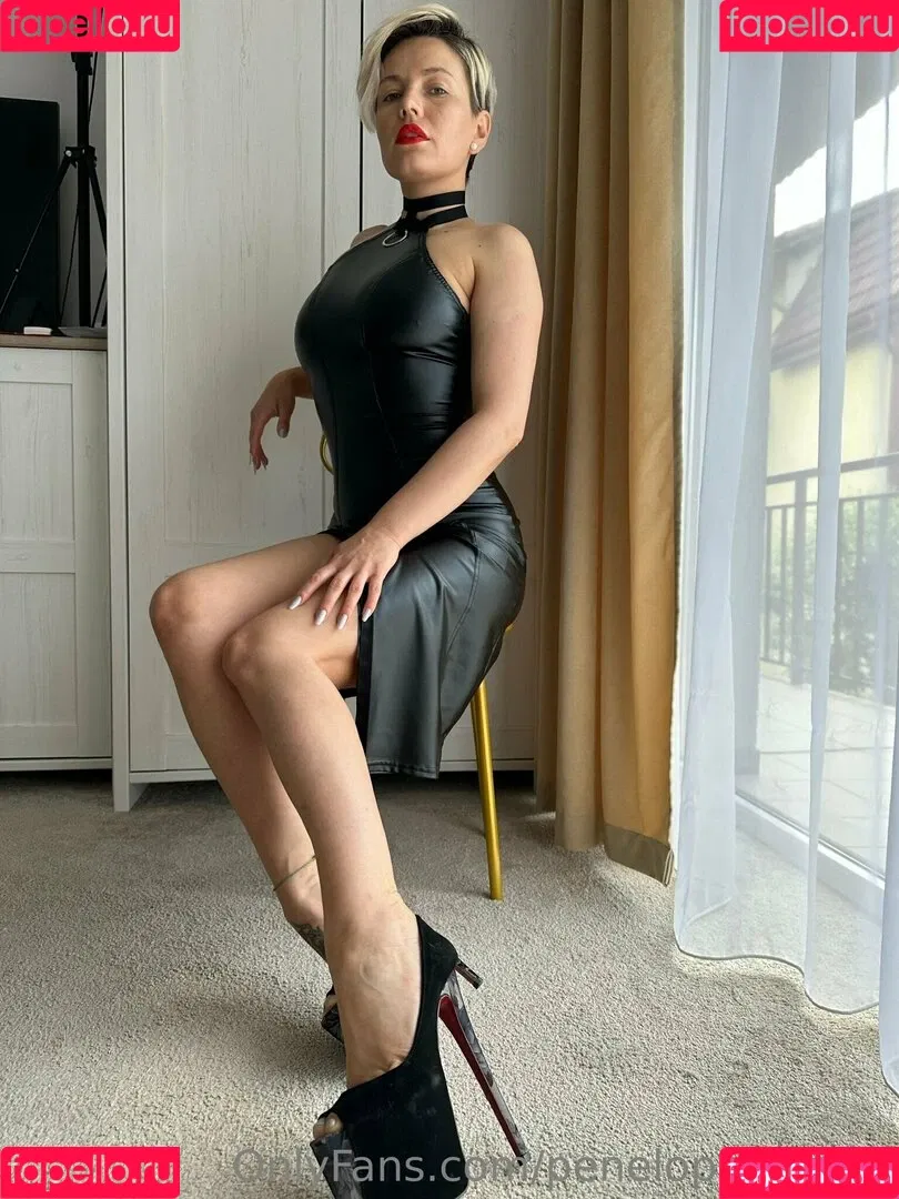 penelopeblue69 Onlyfans Photo Gallery 