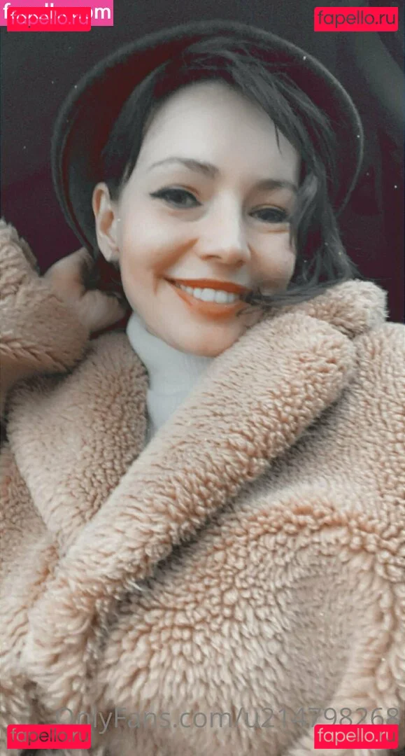 penelopeblue69 Onlyfans Photo Gallery 