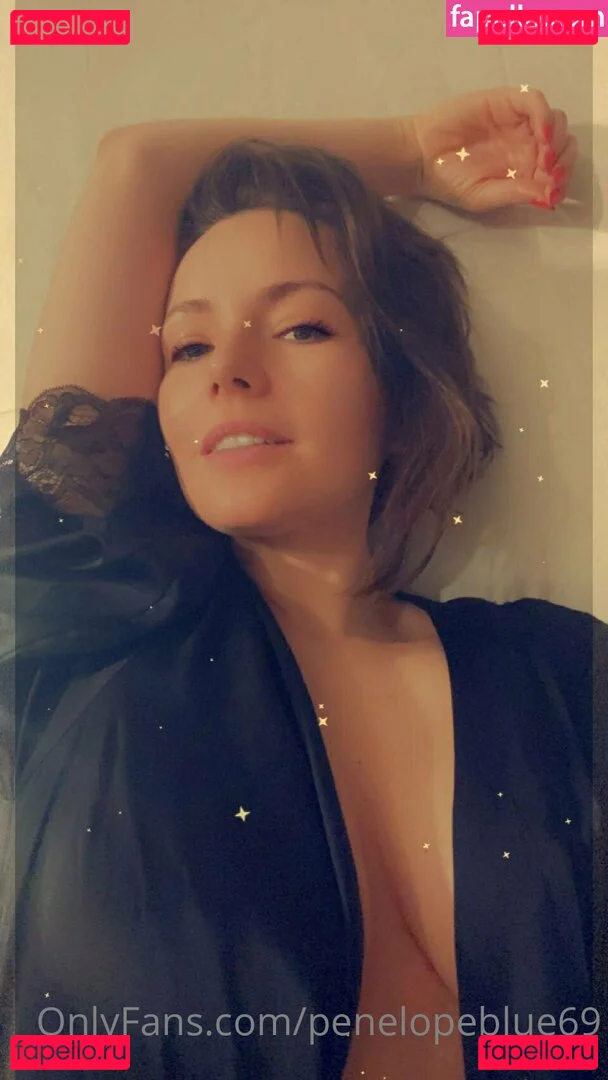 penelopeblue69 Onlyfans Photo Gallery 