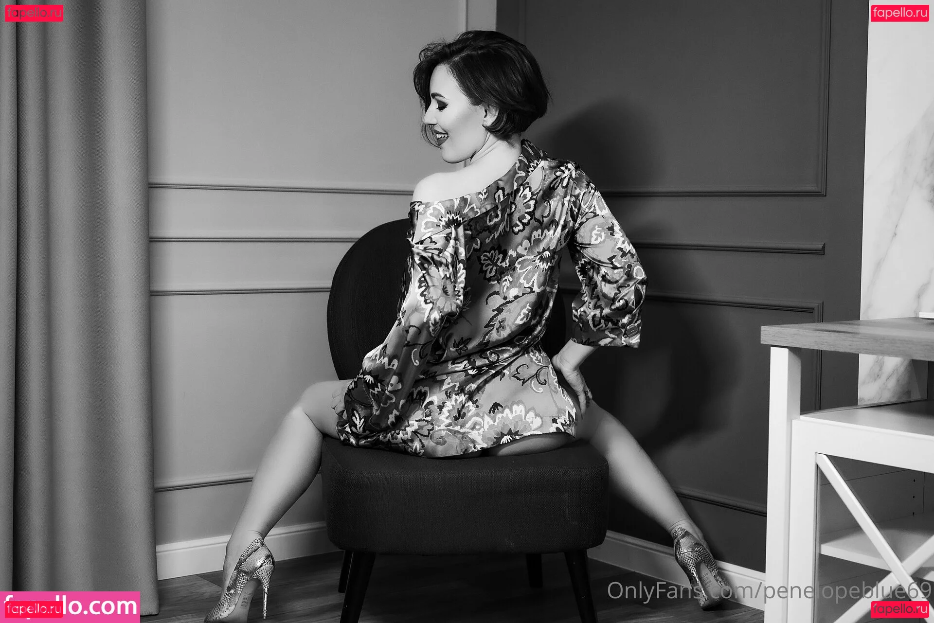 penelopeblue69 Onlyfans Photo Gallery 