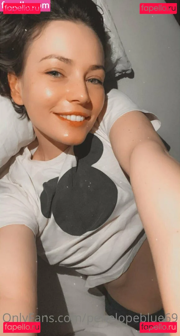 penelopeblue69 Onlyfans Photo Gallery 