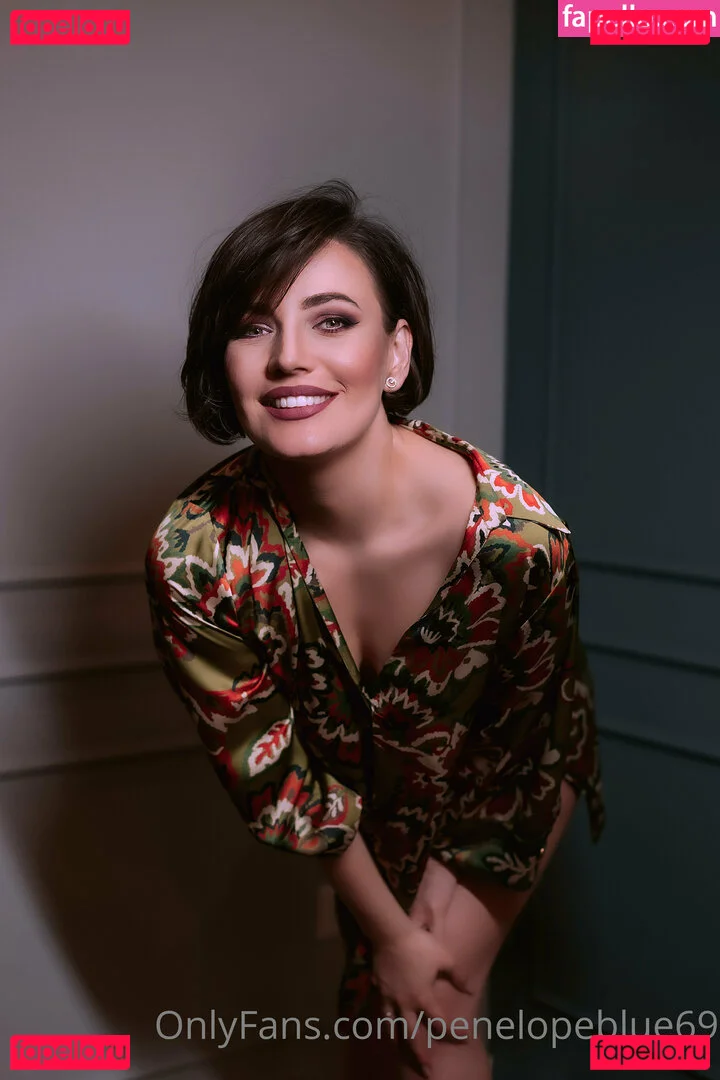 penelopeblue69 Onlyfans Photo Gallery 