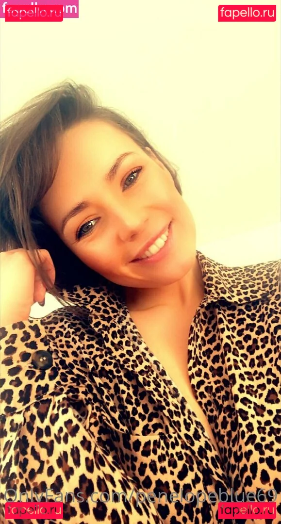 penelopeblue69 Onlyfans Photo Gallery 