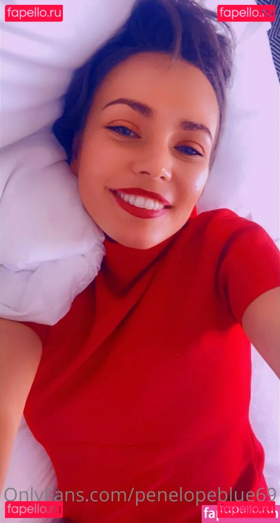 penelopeblue69 Onlyfans Photo Gallery 