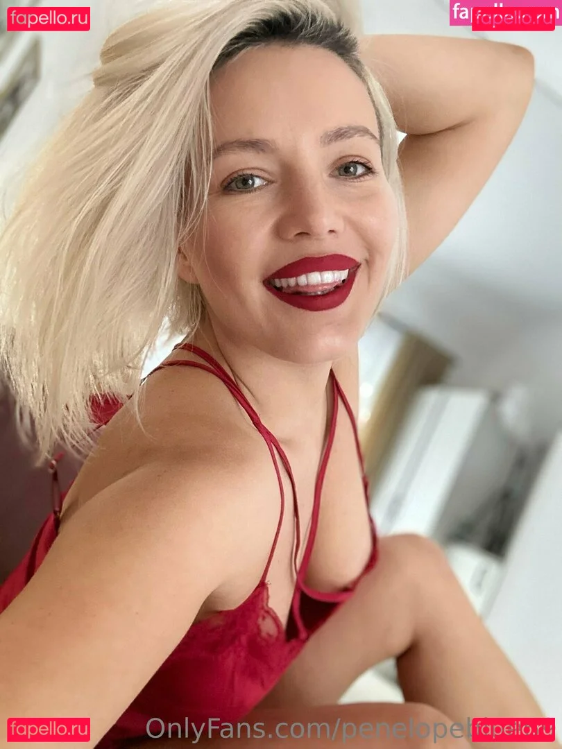 penelopeblue69 Onlyfans Photo Gallery 