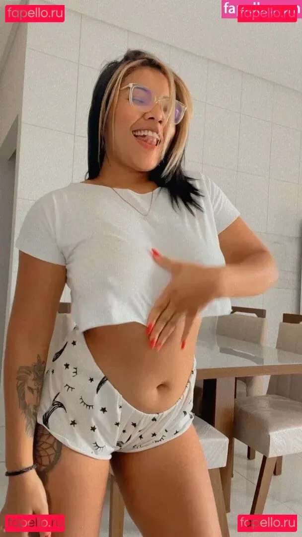 Gabyhotwife Onlyfans Photo Gallery 