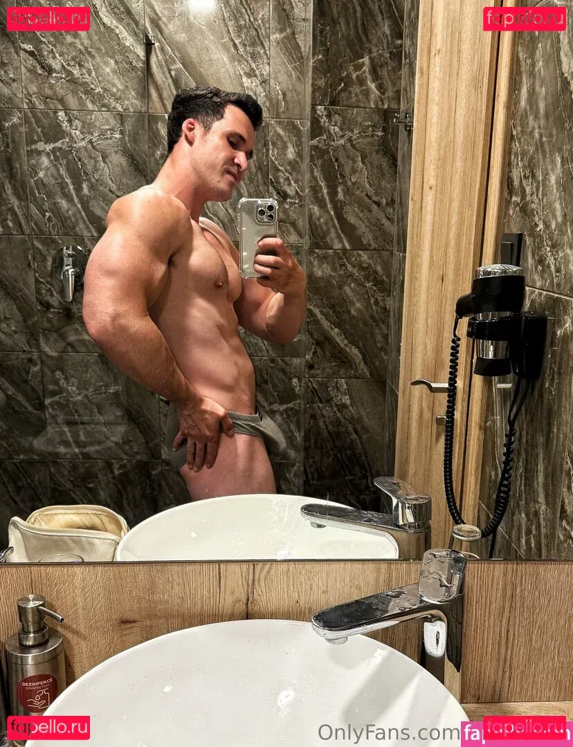 flexxarmy Onlyfans Photo Gallery 