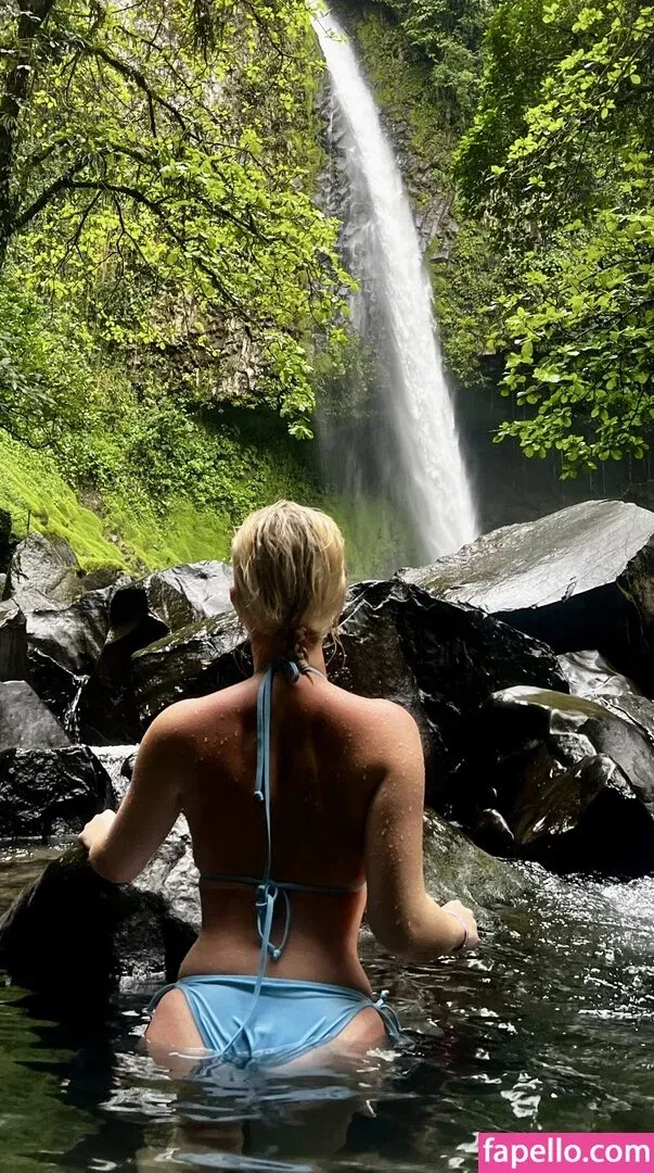 Millie Gibson Onlyfans Photo Gallery 