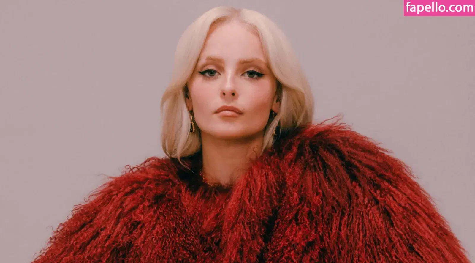 Millie Gibson Onlyfans Photo Gallery 