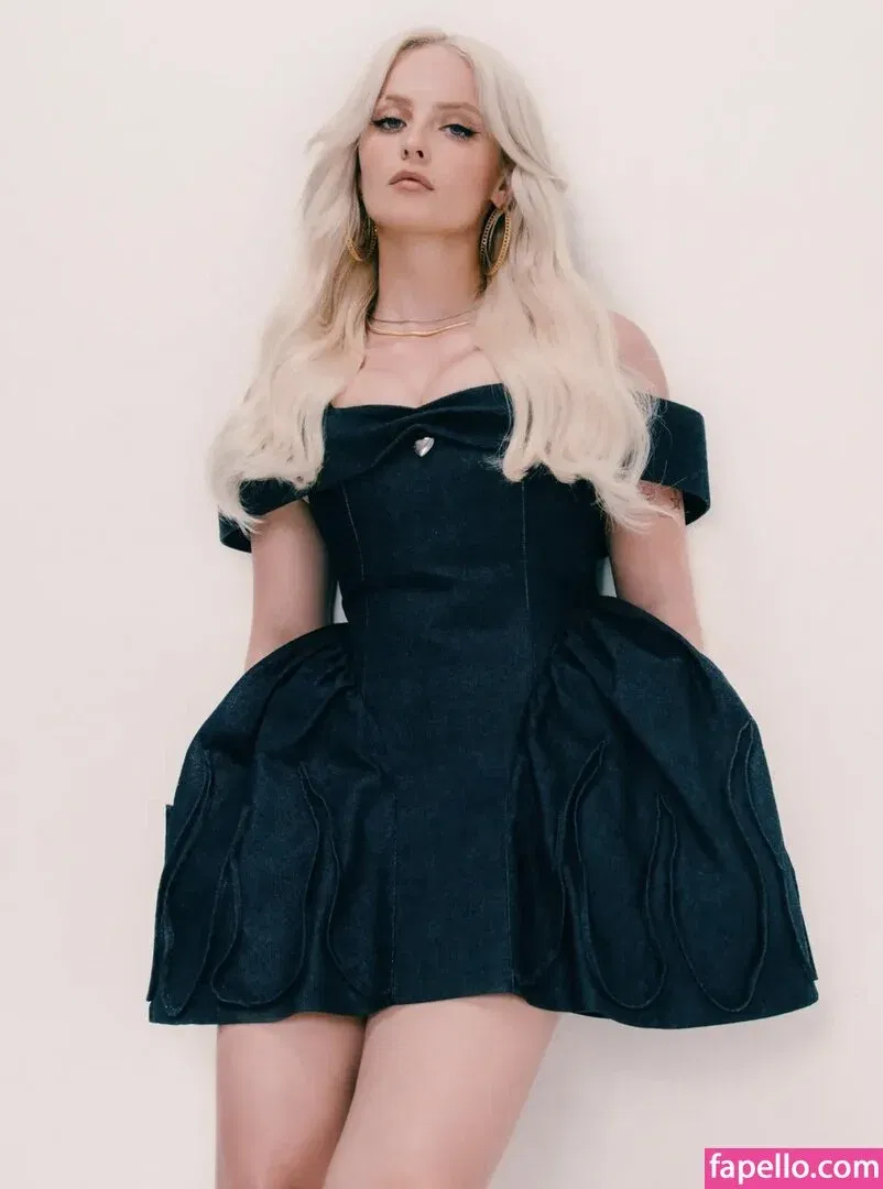 Millie Gibson Onlyfans Photo Gallery 